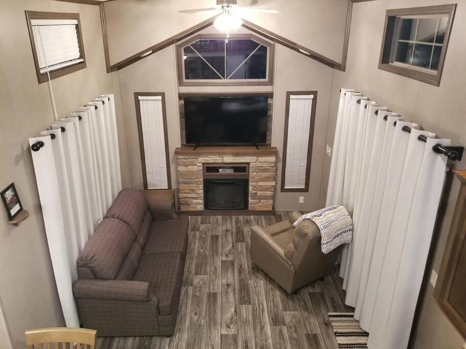 Tiny Home With Hammock Loft Bbq And Yard Phenix City Exterior photo